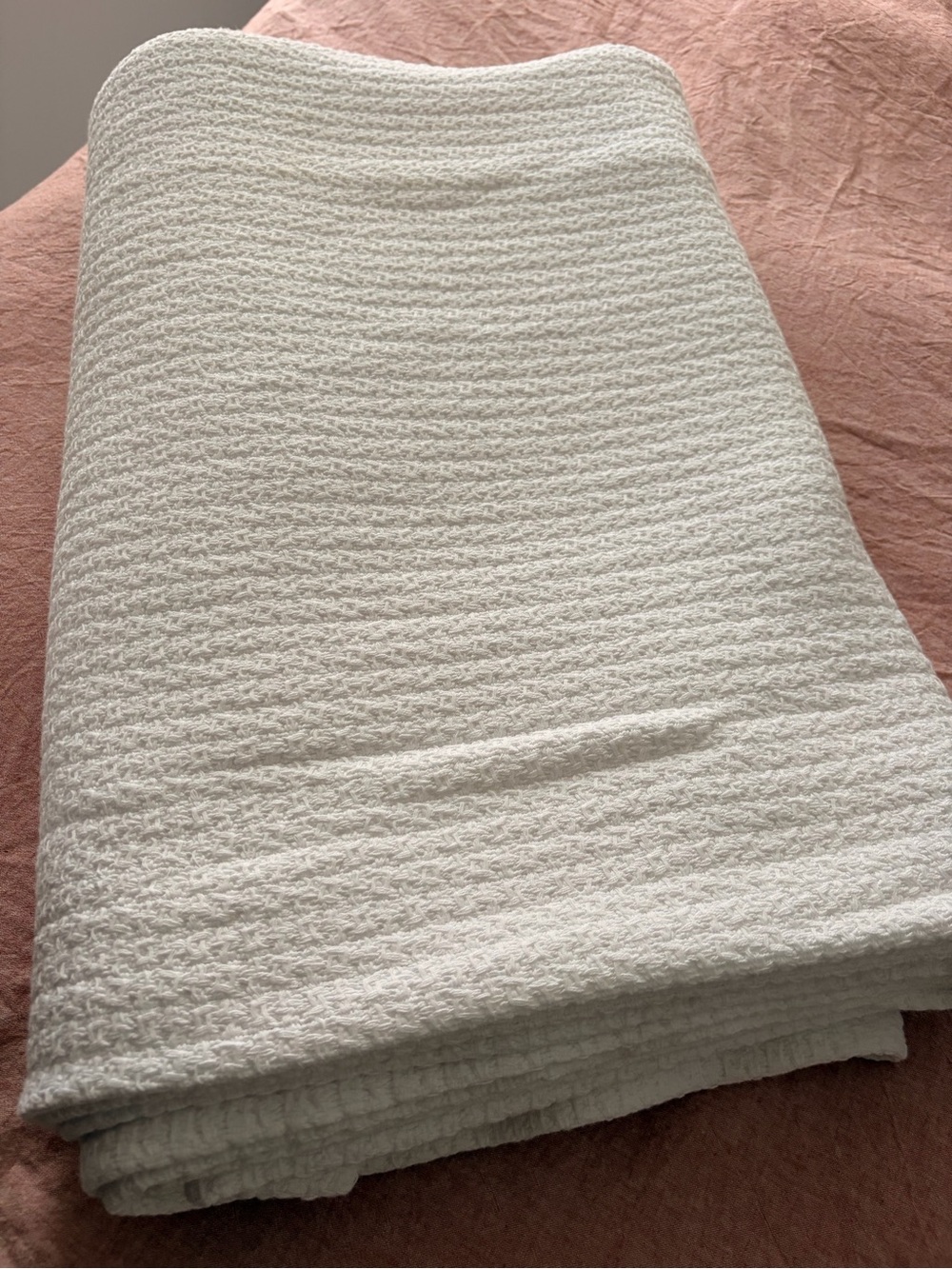 Boll & Branch Modern Crochet Bed Blanket White F/Q - Picture 3 of 6